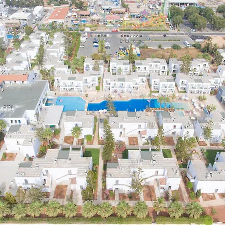 אתר נופש Atlantica Panthea