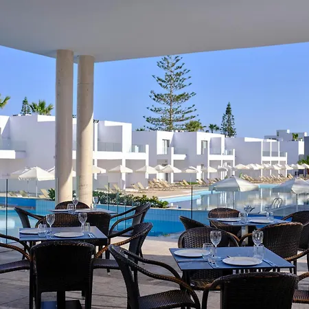 Atlantica Panthea אתר נופש איה נאפה