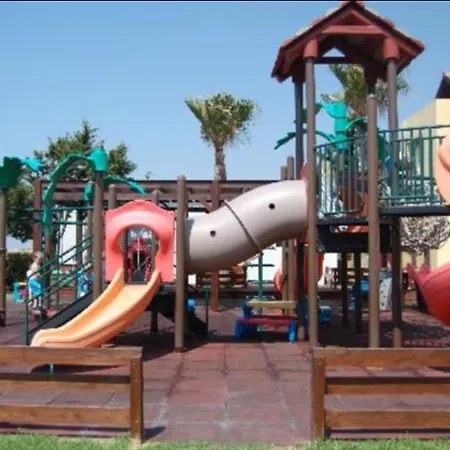 Atlantica Panthea איה נאפה